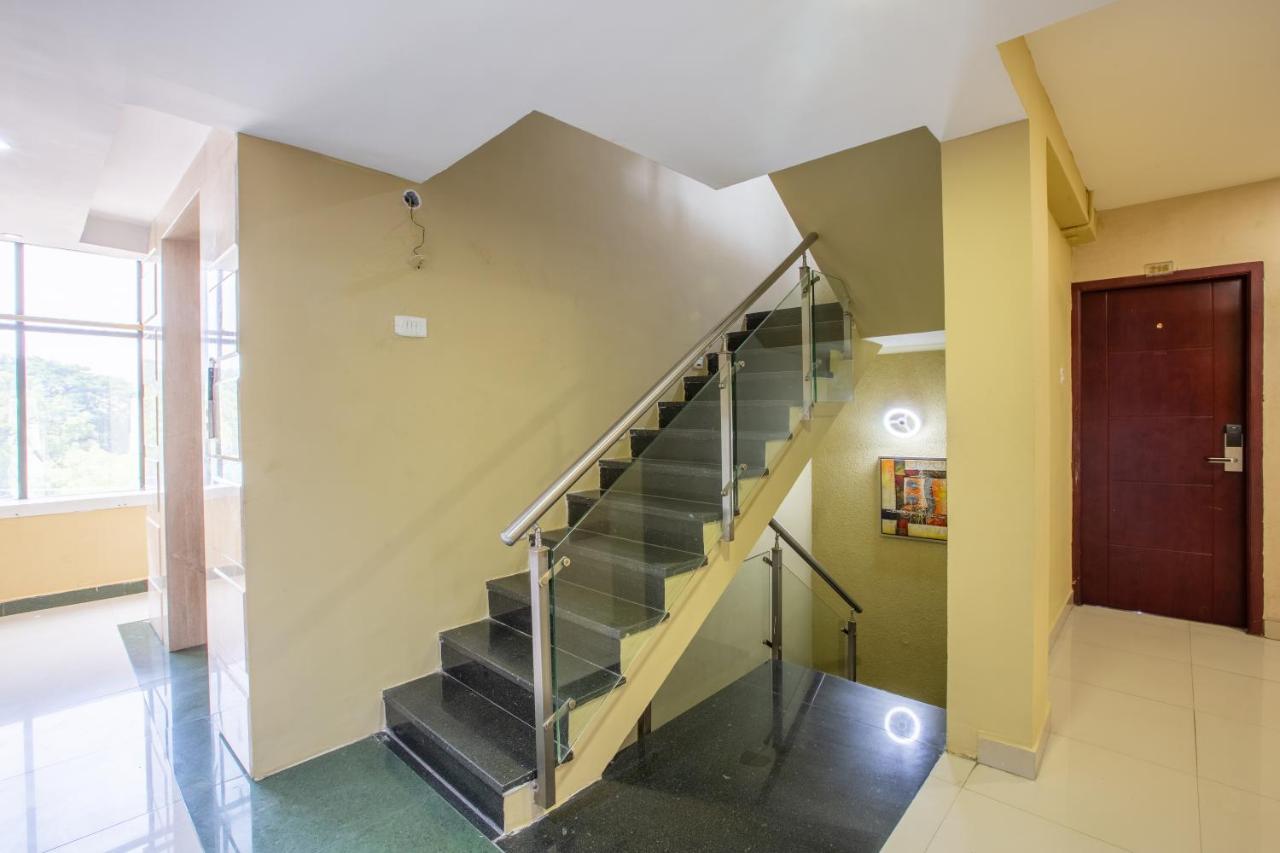 Hotel Svs Grande Pudukkottai Esterno foto